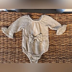Sweet Bow Linen Onesie 🤎